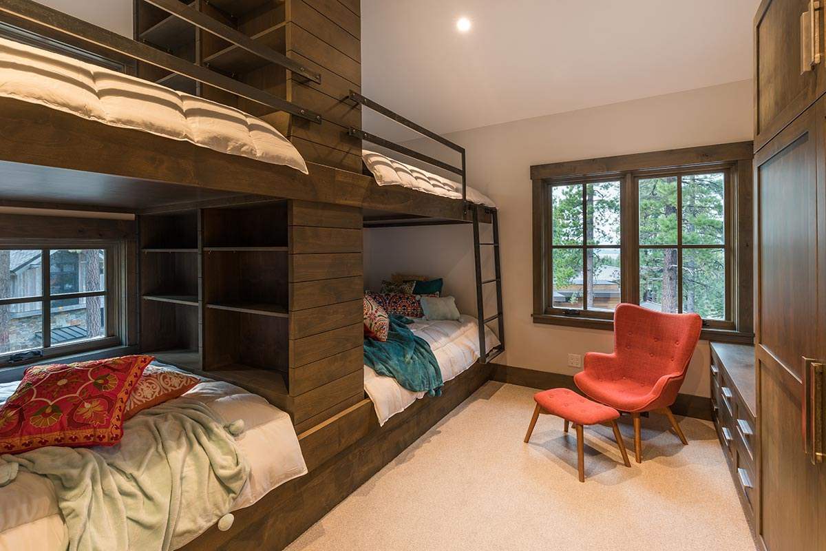 bunkbeds-kids-bedroom-guest-room-design