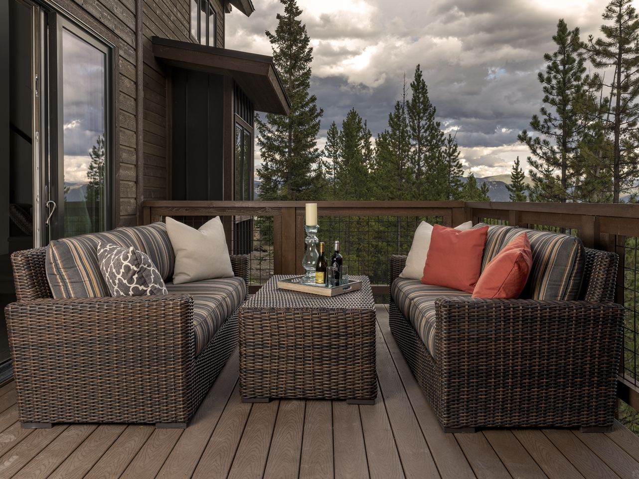 outdoor-furniture-deck-big-sky-mt
