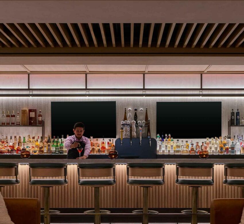 Viceroy Hotel Bar & Lounge <br> Snowmass