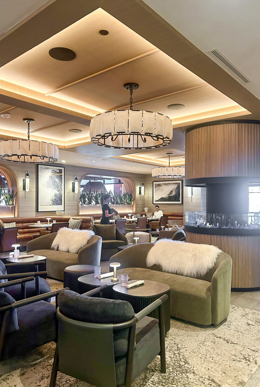 viceroy-lobby-lounge-trh-snowmass-1-2