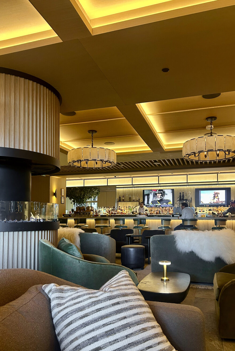 viceroy-lobby-lounge-trh-snowmass-4-2